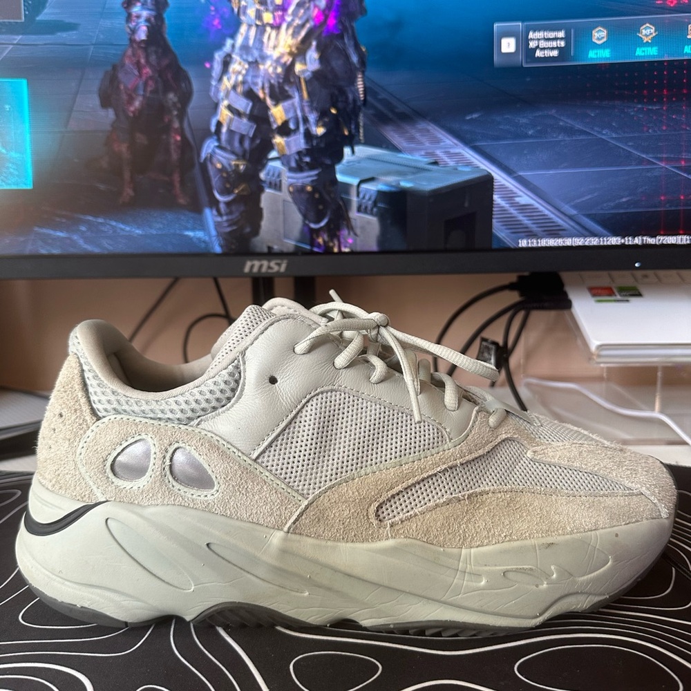 Yeezy Boost 700 ‘salt’